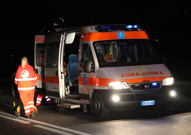 Caserta: Carabiniere muore travolto da un treno